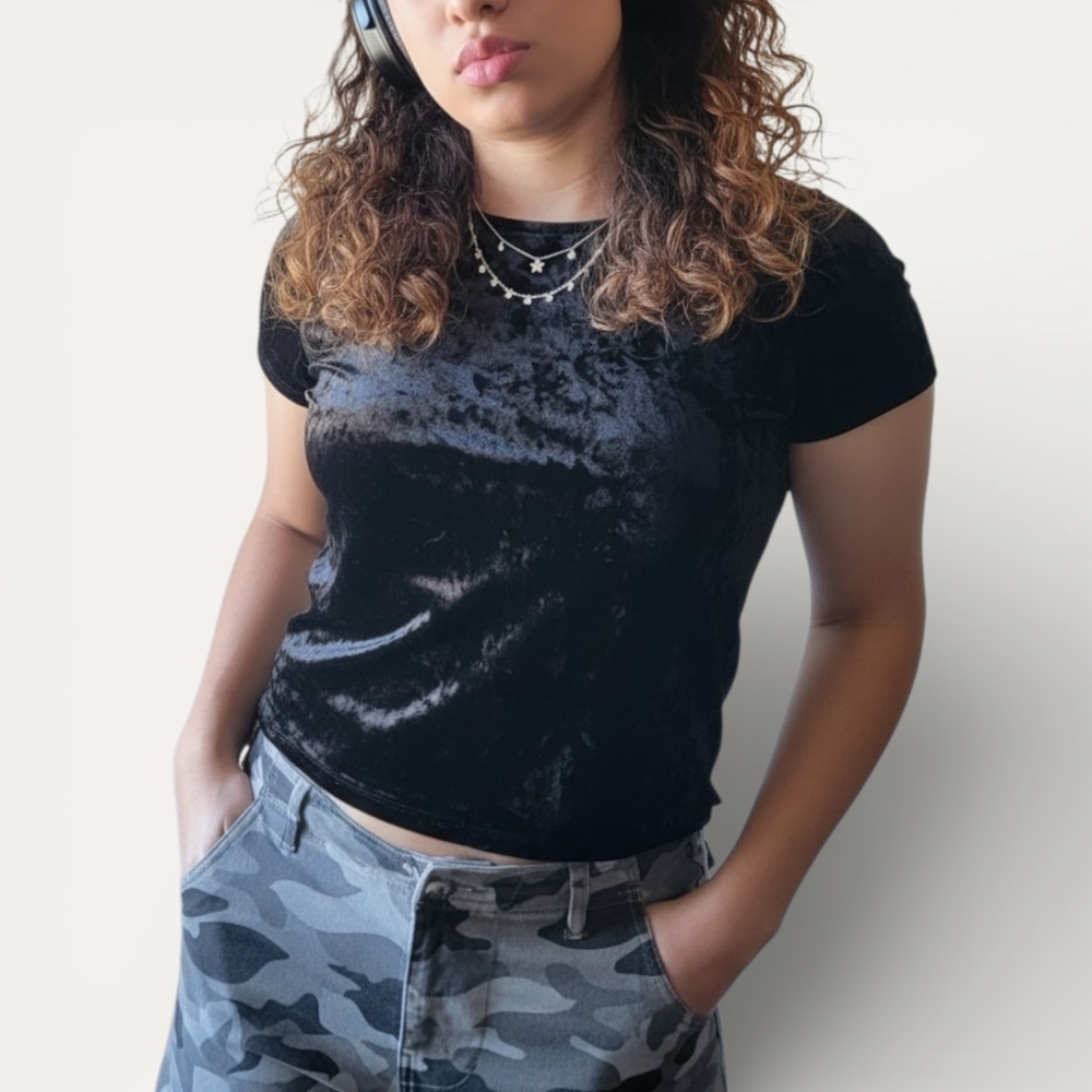 Aeropostale Black Crushed Velvet Cropped Tee 🖤 Y2K Boxy Fit Size M
